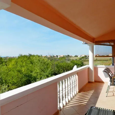 Ljilja Daire Privlaka (Zadar)